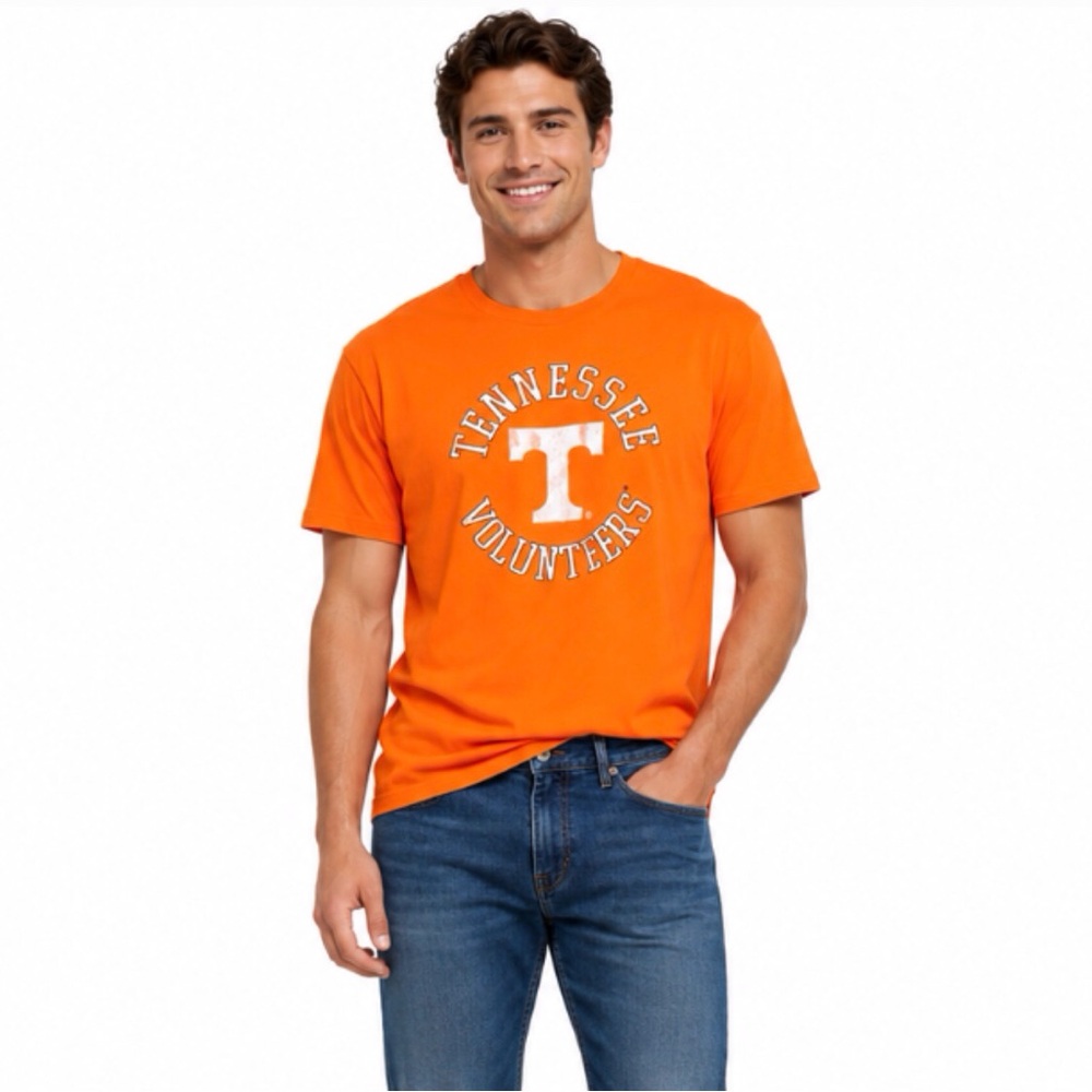 Tennessee Volunteers Men T Shirt Size Large Orange Distressed Logo Victory Tee